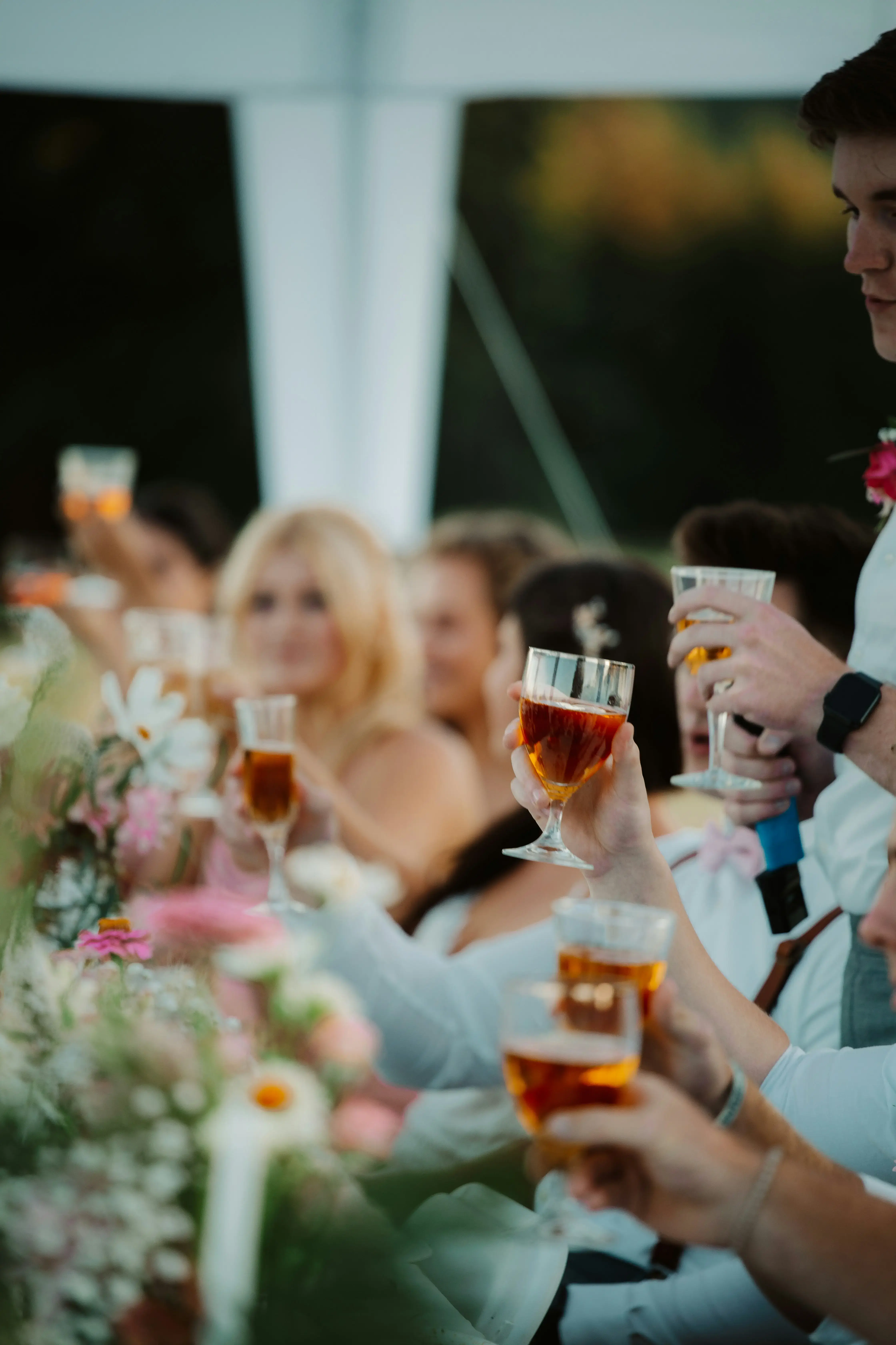 Wedding cocktail hour served by a Spokane mobile bartender
